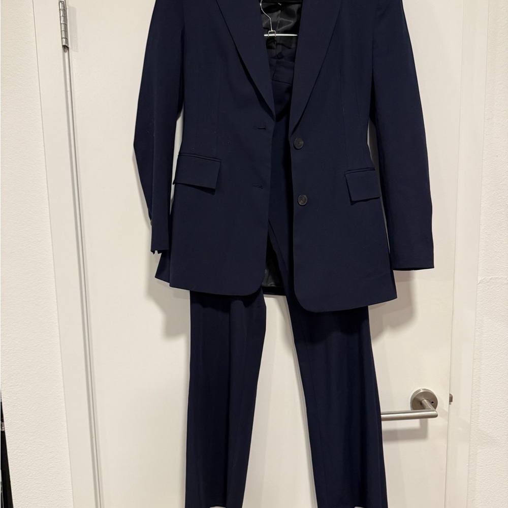 Zara single breasted fitted suit